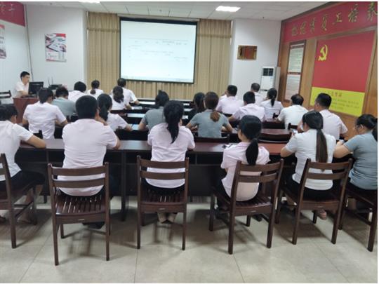 AG集团有限公司
顺利开展2019年工程系列 职称申报培训会